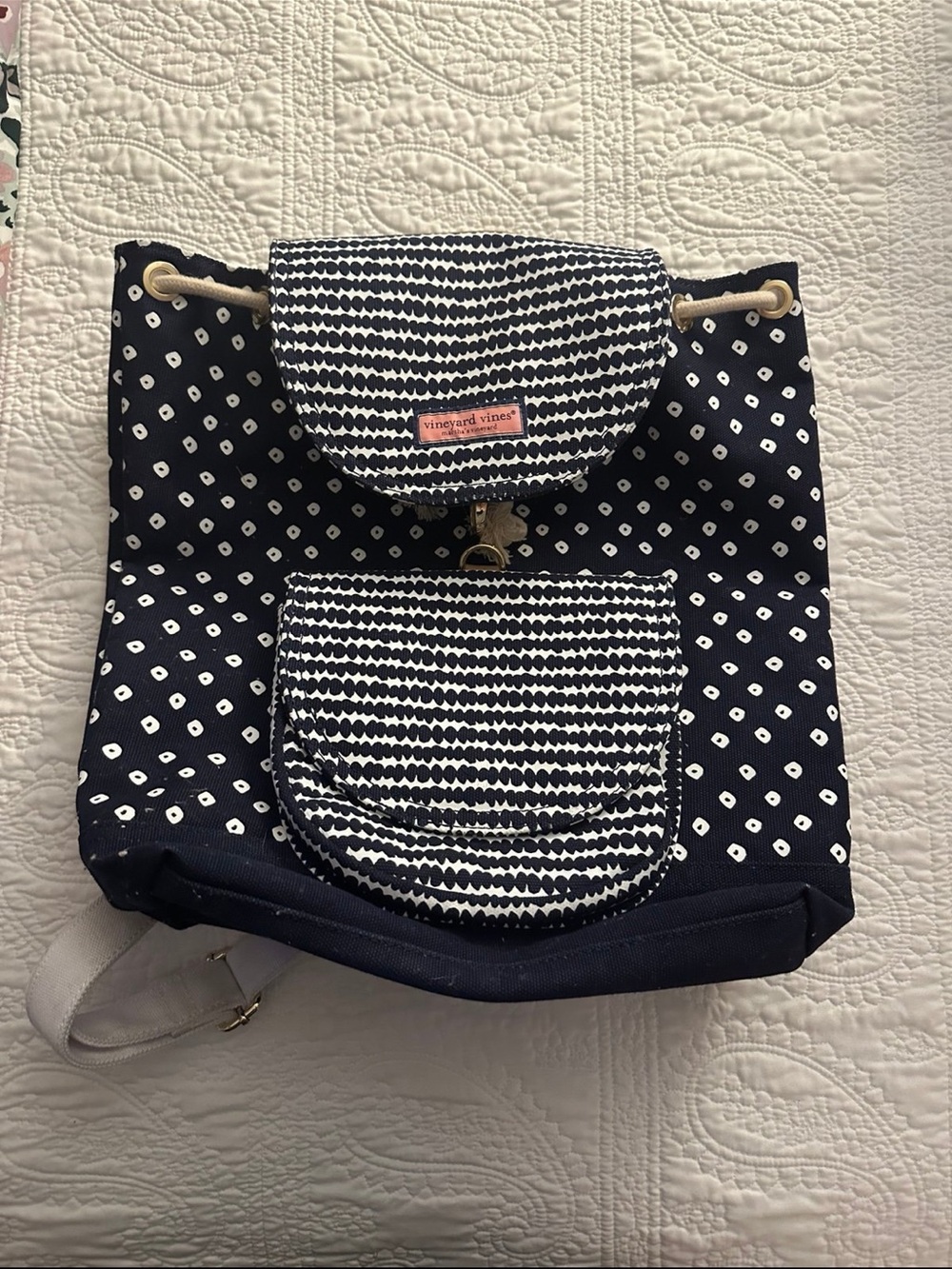 Vineyard Vines Navy and White Patterned Rope-Draw Backpack - Picture 2 of 9